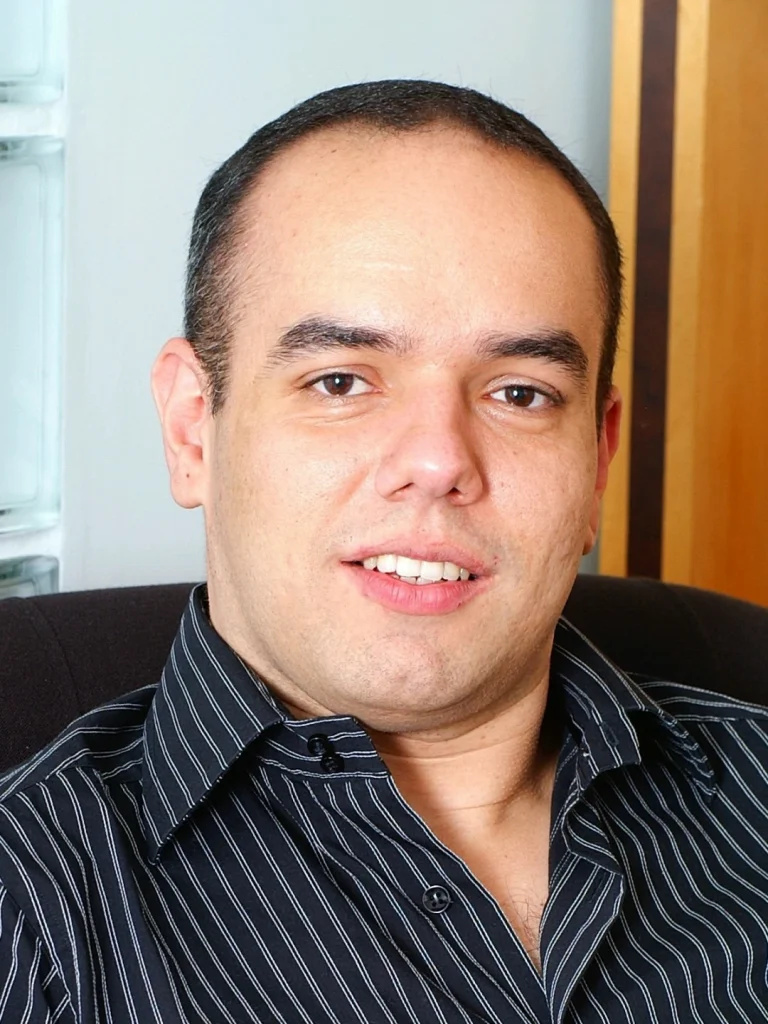 Foto de perfil do psicólogo e terapeuta sexual Alessandro Ezabella